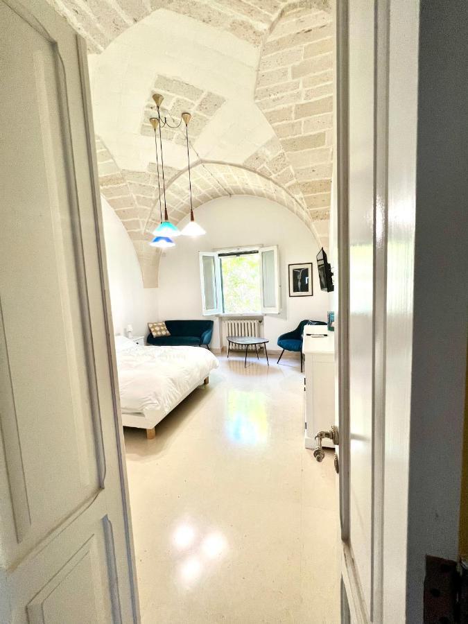Villa Encantamiento - Dimora Gelsomino - Masseria Storica Nel Cuore Della Puglia Con Piscina Latiano 외부 사진