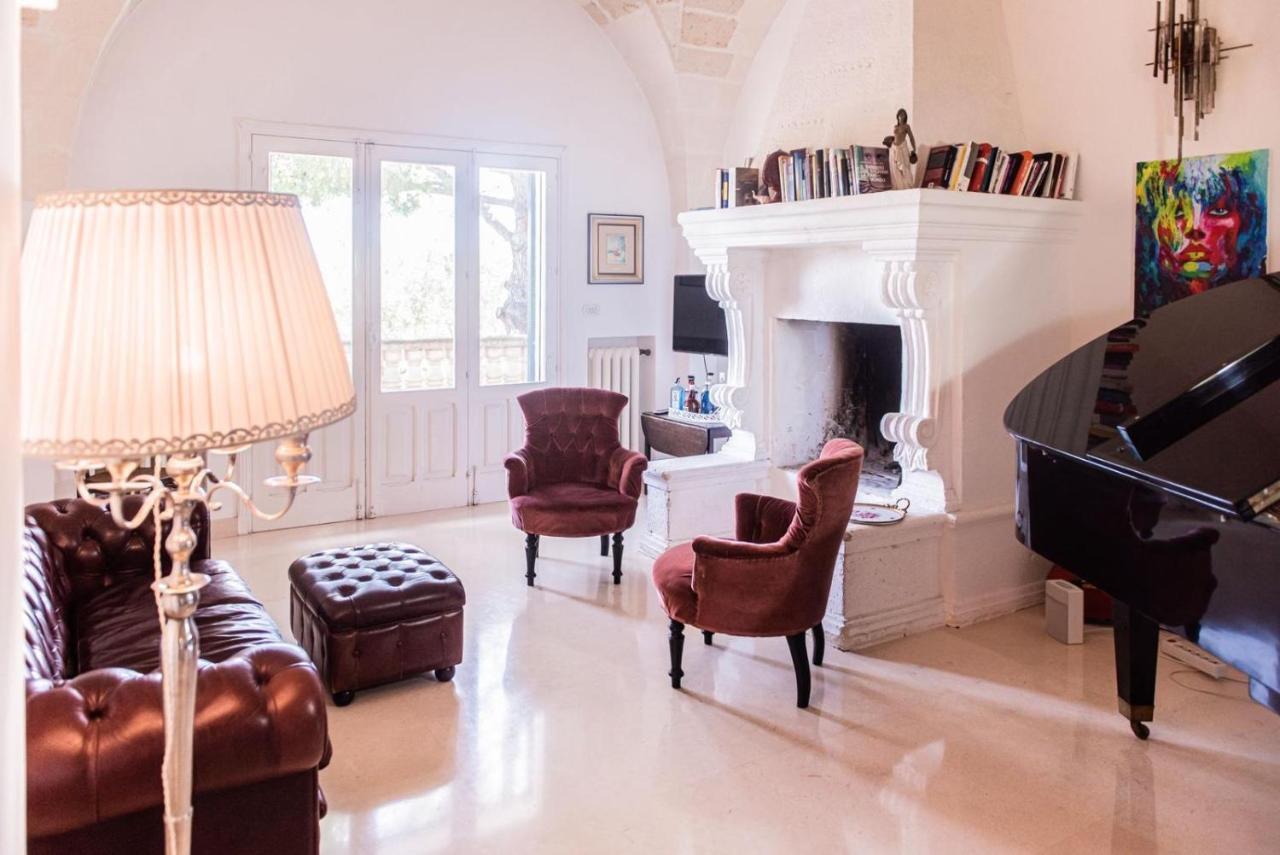 Villa Encantamiento - Dimora Gelsomino - Masseria Storica Nel Cuore Della Puglia Con Piscina Latiano 외부 사진